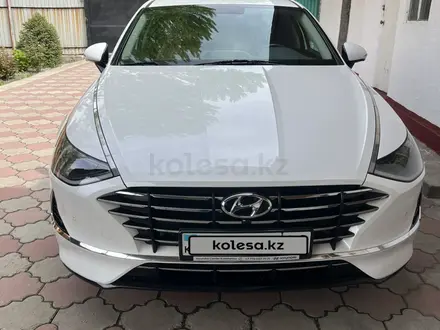 Hyundai Sonata 2021 года за 13 500 000 тг. в Алматы – фото 4