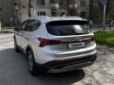 Hyundai Santa Fe 2021 года за 18 000 000 тг. в Шымкент – фото 4