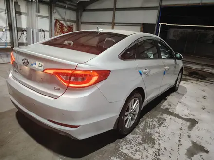 Hyundai Sonata 2016 года за 3 600 000 тг. в Есик – фото 3