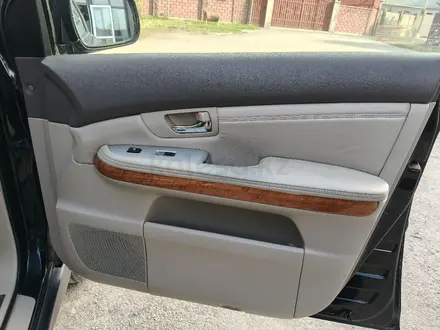 Lexus RX 330 2003 года за 6 500 000 тг. в Алматы – фото 15