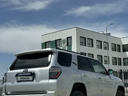 Toyota 4Runner 2021 года за 25 000 000 тг. в Актау – фото 6