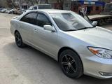 Toyota Camry 2004 годаүшін4 500 000 тг. в Актобе – фото 2