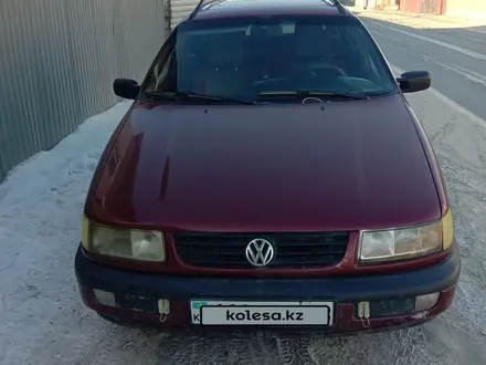 Volkswagen Passat 1994 года за 1 200 000 тг. в Семей