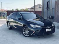 Toyota Camry 2015 года за 6 500 000 тг. в Атырау