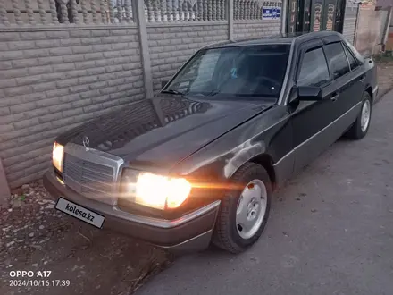 Mercedes-Benz E 200 1990 года за 1 500 000 тг. в Тараз – фото 3