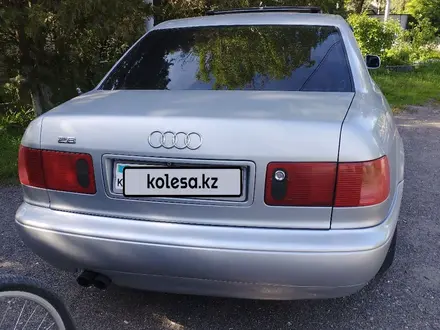 Audi A8 1996 года за 2 990 000 тг. в Алматы – фото 3