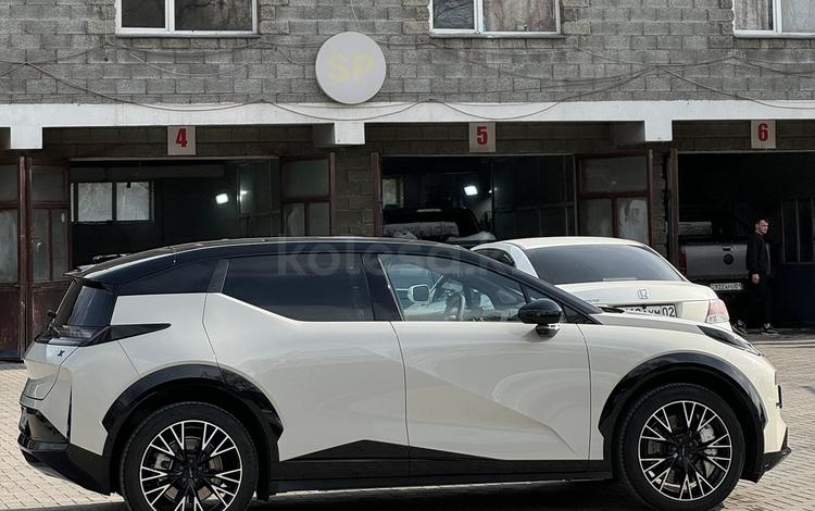 Zeekr X — миниатюра 4