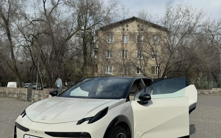 Zeekr X — миниатюра 5