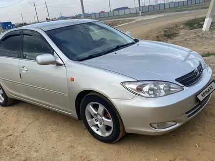 Toyota Camry 2004 года за 6 100 000 тг. в Актобе – фото 3