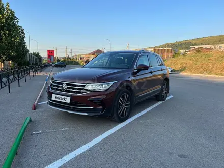 Volkswagen Tiguan 2021 года за 14 500 000 тг. в Алматы