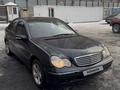 Mercedes-Benz C 180 2002 года за 2 500 000 тг. в Алматы – фото 2