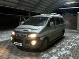 Hyundai Starex 2002 годаүшін2 500 000 тг. в Алматы