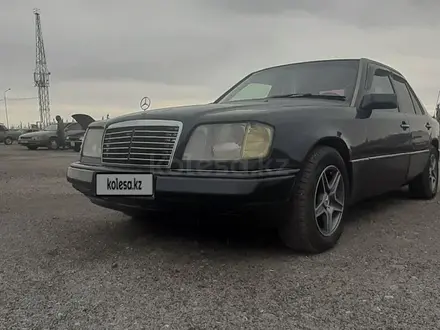 Mercedes-Benz E 230 1992 года за 1 490 000 тг. в Кызылорда