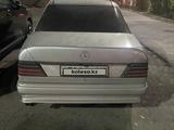 Mercedes-Benz E 220 1993 года за 1 350 000 тг. в Петропавловск