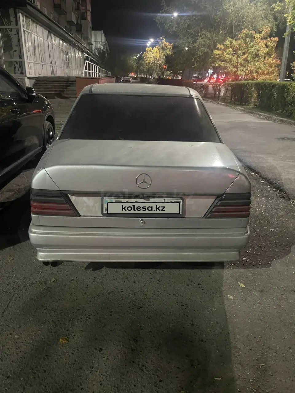 Mercedes-Benz E-Class, 1993