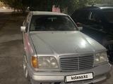 Mercedes-Benz E 220 1993 года за 1 350 000 тг. в Петропавловск – фото 3