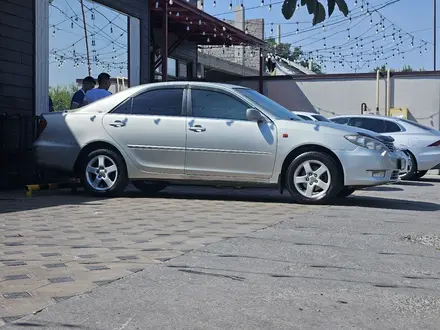 Toyota Camry 2005 года за 5 300 000 тг. в Шымкент – фото 11