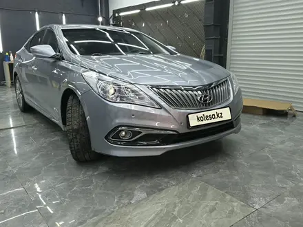 Hyundai Grandeur 2014 года за 8 100 000 тг. в Алматы – фото 2