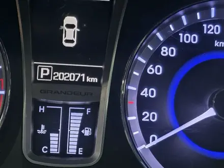 Hyundai Grandeur 2014 года за 8 100 000 тг. в Алматы – фото 21