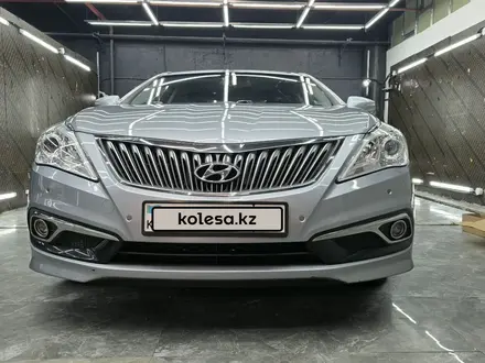 Hyundai Grandeur 2014 года за 8 100 000 тг. в Алматы – фото 3