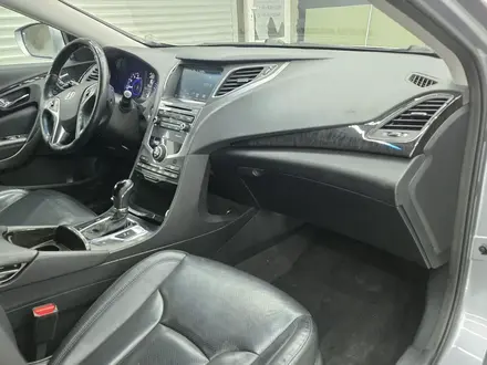 Hyundai Grandeur 2014 года за 8 100 000 тг. в Алматы – фото 32