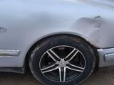 Mercedes-Benz E 280 1996 годаfor2 300 000 тг. в Алматы – фото 3