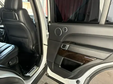 Land Rover Range Rover 2015 года за 29 000 000 тг. в Алматы – фото 8