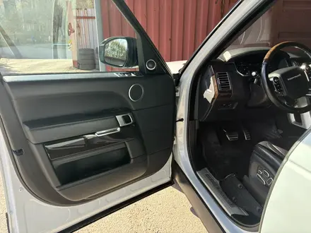Land Rover Range Rover 2015 года за 29 000 000 тг. в Алматы – фото 9