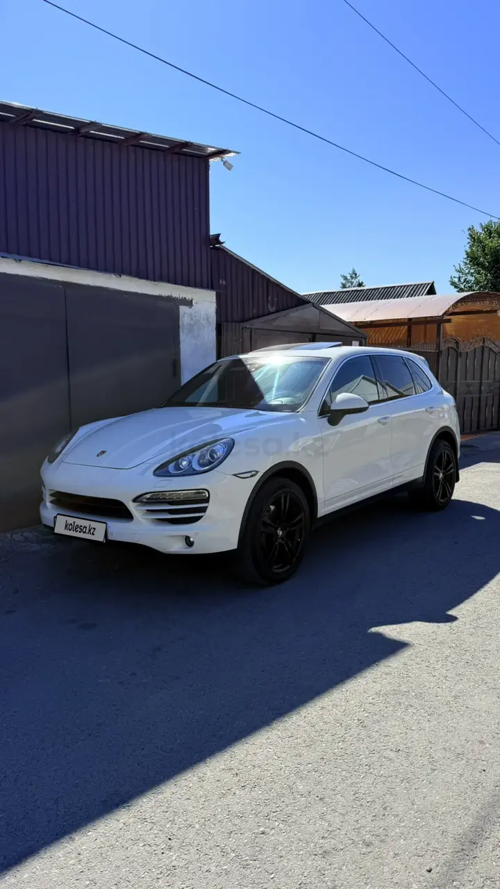Porsche Cayenne, 2011