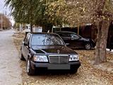 Mercedes-Benz E 200 1994 года за 1 900 000 тг. в Айтеке би – фото 3