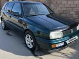 Volkswagen Golf 1997 года за 1 600 000 тг. в Караганда – фото 2