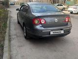 Volkswagen Passat 2006 года за 2 900 000 тг. в Алматы – фото 2