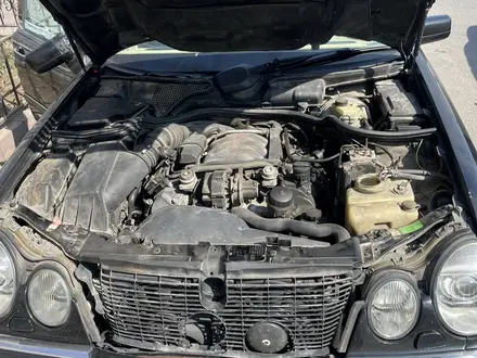 Mercedes-Benz E 320 1998 года за 3 500 000 тг. в Алматы – фото 5