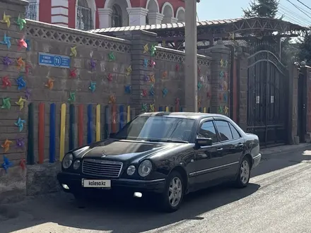 Mercedes-Benz E 320 1998 года за 3 500 000 тг. в Алматы – фото 7
