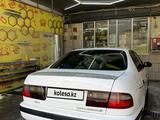 Toyota Carina E 1993 года за 1 100 000 тг. в Усть-Каменогорск – фото 3