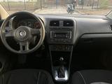 Volkswagen Polo 2014 года за 4 900 000 тг. в Актобе – фото 4