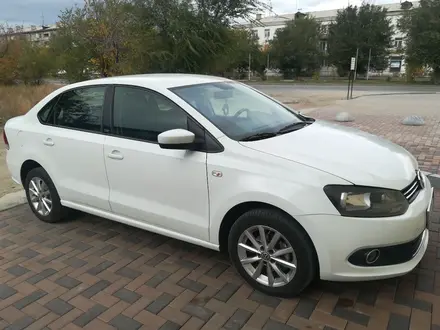 Volkswagen Polo 2015 года за 4 950 000 тг. в Усть-Каменогорск – фото 2