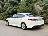 Kia K5 2016 года за 6 250 000 тг. в Алматы – фото 3