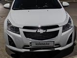 Chevrolet Cruze 2014 годаүшін3 900 000 тг. в Костанай – фото 3