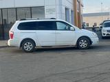 Kia Sedona 2008 годаүшін4 500 000 тг. в Атырау – фото 2