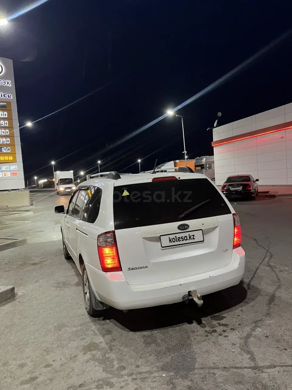 Kia Sedona, 2008