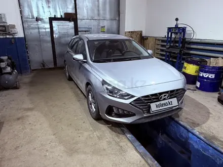 Hyundai i30 2022 года за 9 000 000 тг. в Актобе
