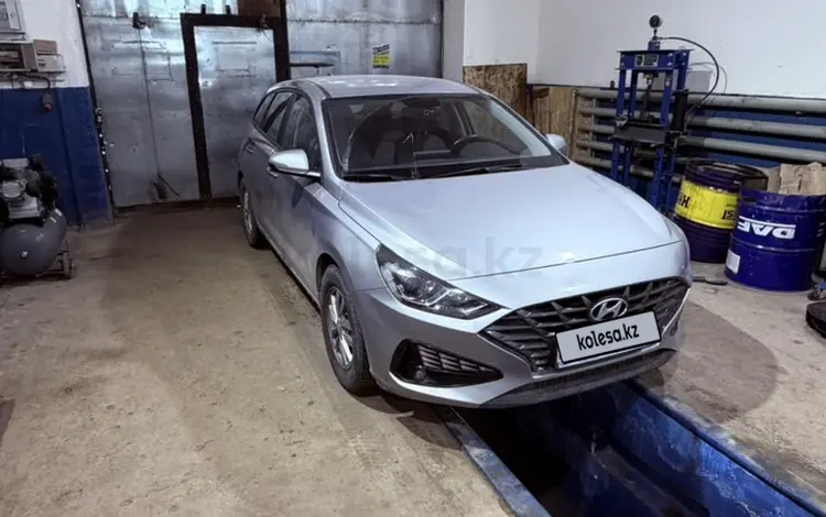 Hyundai i30 2022 года за 9 000 000 тг. в Актобе