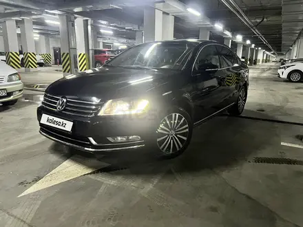 Volkswagen Passat 2013 года за 7 000 000 тг. в Алматы – фото 9