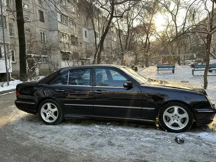 Mercedes-Benz E 430 2002 года за 5 500 000 тг. в Алматы – фото 7