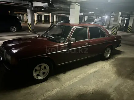 Mercedes-Benz E 240 1984 года за 3 000 000 тг. в Астана – фото 7