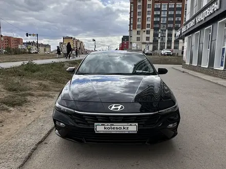 Hyundai Elantra 2024 года за 9 900 000 тг. в Актобе – фото 3