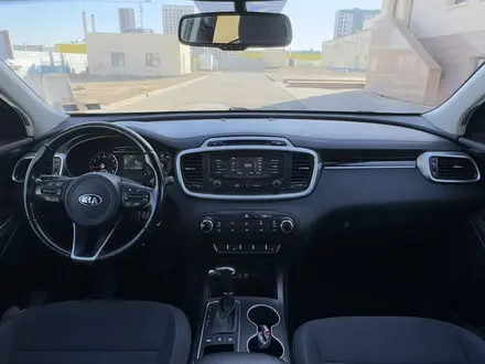 Kia Sorento 2016 года за 5 700 000 тг. в Атырау – фото 18
