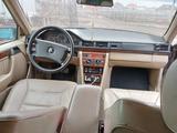 Mercedes-Benz E 300 1990 года за 2 300 000 тг. в Астана