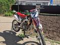 Honda  CRF 250R 2015 годаүшін2 500 000 тг. в Актобе